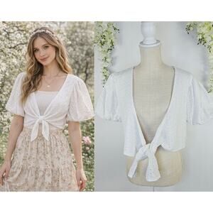 Altar’d State White Eyelet Tie Front Crop Top Medium Cottagecore Fairy Coquette